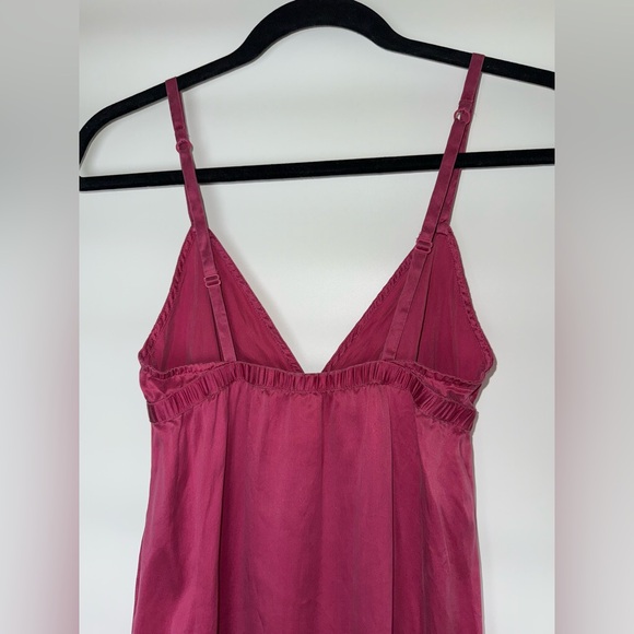 Victoria Secret Vintage 100% Silk Slip Dress Pink Coquette Y2K Fairycore
- XS - Picture 8 of 8